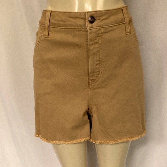 AVA & VIV Jeans Midi Shorts Women’s Size 18W Frayed Hems Golden Color NWOT - Picture 7 of 7